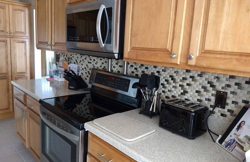 Port Charlotte House | 2 King Stes. + Kid Space! Pet and Fam.nFriendly! Pool! Water View! Well stocked!