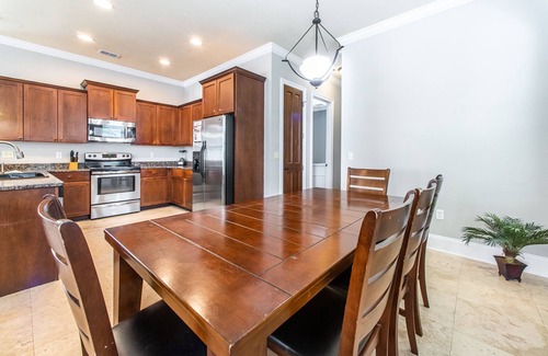 Villages of Crystal Beach House | ⭐2 King Suites-2 Kitchens/Living Areas-Lagoon Pool-Beach Trolley-5BR Beach Rx⭐