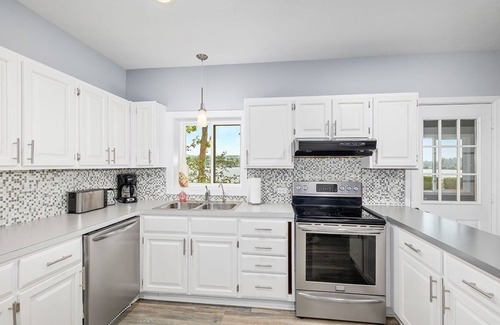 Newaygo Cottage | 2 Lakefront Cottages: Docks, Kayaks, Bikes, BBQ