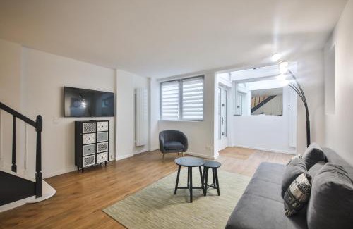 Porte-Saint-Martin Apartment | 2.Luxueux Duplex 6/8pers/Full Equipped/République