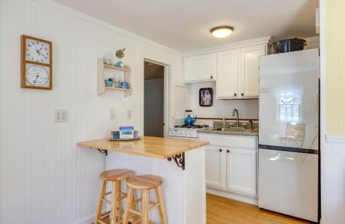 Wellfleet House | 2 Mi to Coastline Wellfleet Gem with Deck and Grill