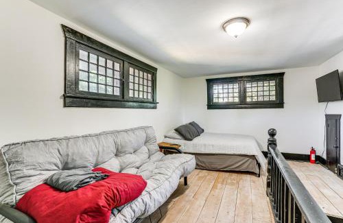 South Perry District Apartment | 2 Mi to Downtown Spokane Nurse-Ready Rental