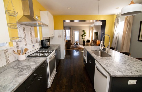 Salemtown House | 2 mi to Downtown, Walk to Restaurants, Spacious House, Hottest area of Nash!