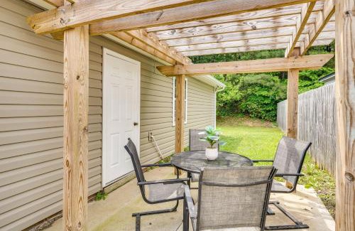 Durham House | 2 Mi to Dtwn Durham Home Near Universities