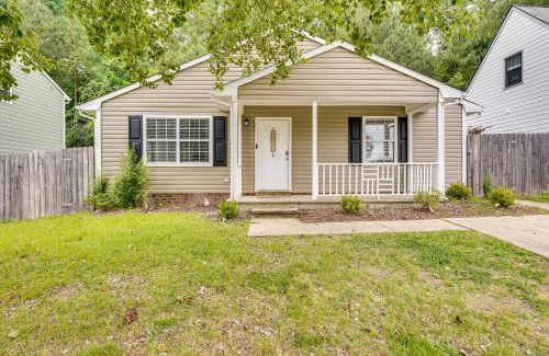 Durham House | 2 Mi to Dtwn Durham Home Near Universities