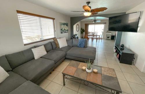 Lake Havasu City House | 2 Mi to Dtwn Lake Havasu City Oasis with Pool