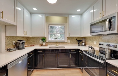 Greenville House | < 2 Mi to East Carolina University: Family Home