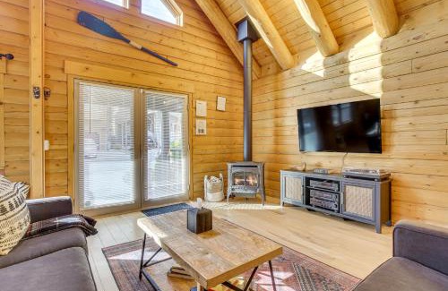 Cedar Glen House | 2 Mi to Lake Arrowhead Village Pet-Friendly Cabin
