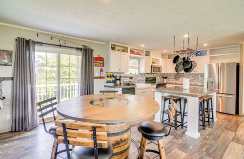 Jamestown House | 2 Mi to Lake Cumberland: Family-Friendly Retreat!