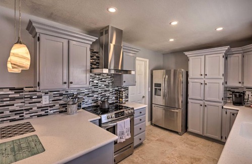 Lake Havasu City House | 2 Mi to Lake Havasu Home with Patio and Pool