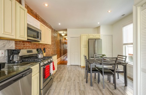 Bloomingdale House | 2 Mi to National Mall: WFH-Friendly DC Townhome