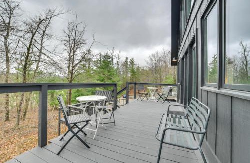 Harbor Springs House | 2 Mi to Nubs Nob Resort All-Season Michigan Haven