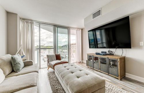 North Myrtle Beach Apartment | 2 Mi to Ocean Waterfront North Myrtle Beach Condo