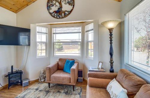 Pinetop-Lakeside House | 2 Mi to Rainbow Lake Lovely Lakeside Tiny Home