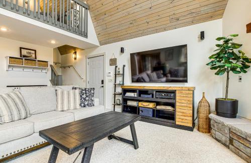 Rome House | 2 Mi to Sand Valley Family Getaway with Deck!