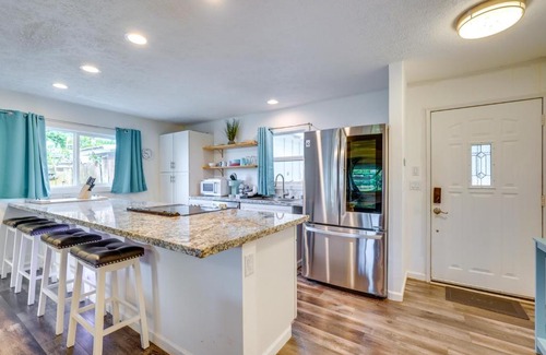 Kailua-Kona House | 2 Mi to Town and Beach! Lovely Kailua-Kona Home