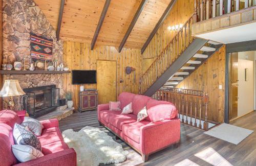Cedar Glen House | 2 Mi to Village Lake Arrowhead Cabin Hideaway