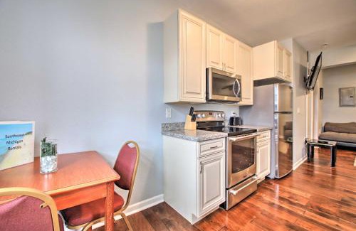 Sawyer Apartment | 2 Mi to Warren Dunes - Bright Sawyer Apartment!