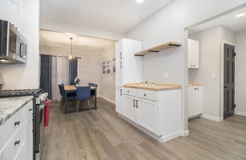 Near Northwest House | 2 Miles from NOTRE DAME, Brand New Spacious House!n