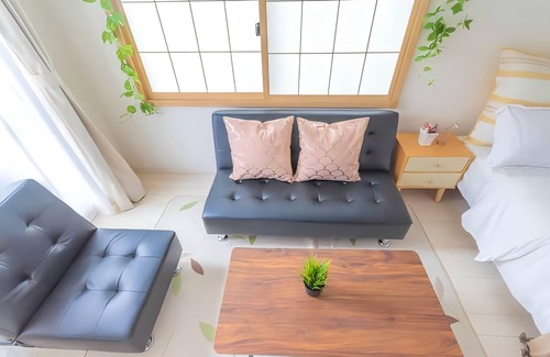 Toshima Apartment | 2 - min to Yomachi. Cost - eff fam rm, 3 - pax. Conv, good eats & shops. Rm 301.
