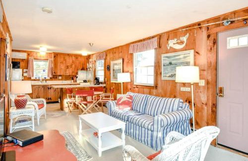 East Orleans House | 2 mins from Nauset Beach
