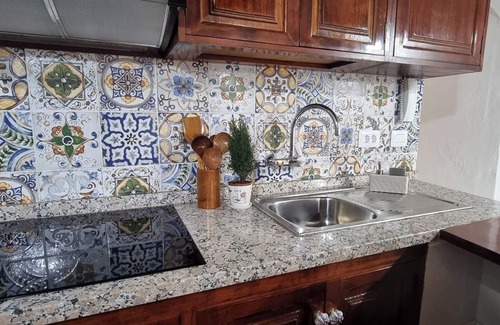 Santa Cruz de la Palma House | 2 minutes for the beach and services! Heart of the old town. Recently restaured.