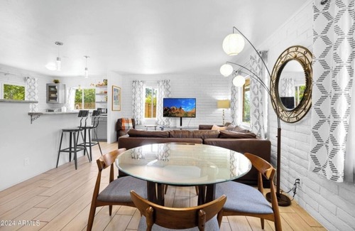 Uptown Sedona House | 2 minute Walk to Main Street Charming 2-bedroom house in popular UPTOWN Sedona!
