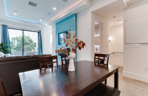 Mid City Villa | 2 New Luxury Modern 3 story homes