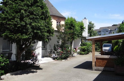 Darmstadt Apartment | 2 OG No. 1 - apartments near the city center