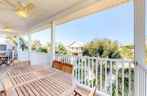 Laguna Beach Estates House | 2 Palms A