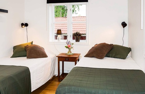 Monsteras House | 2 person holiday home in MÖNSTERÅS