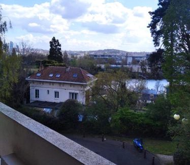 Chatou Apartment | 2 pièces avec terrasse à Chatou