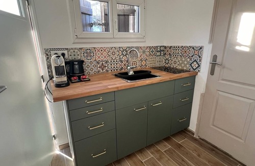 Grasse Apartment | 2 Pièces Confort au Cœur du Mas Avec Parking Privé