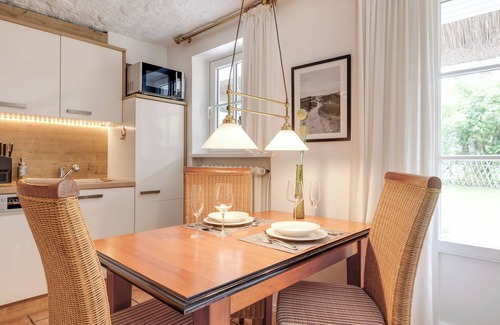 Keitum Apartment | 2-raum Appartement Unter Reet im Herzen von Keitum