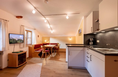 Oberaudorf Apartment | 2-room apartment, 40 sqm with balcony