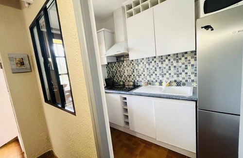 Marine de Saint Ambroggio Apartment | 2-room apartment in Lumio with terrace and parking, 100m from the beach