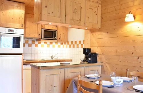 Meribel Apartment | 2-room apartment with balcony in Méribel, close to shops and slopes