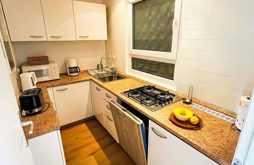 Cannobio Apartment | 2-room apartment with parking space, sunny balcony and lake view