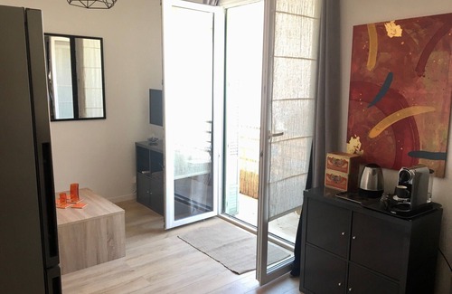 Gambetta Apartment | 2 room duplex apartment fully equipped top floor 400m shops tram