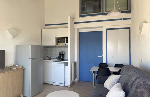 Balaruc-les-Bains Apartment | 2-room duplex with terrace and pool in Balaruc-les-Bains