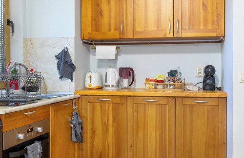 Shiligarnika Apartment | 2-room Forest Retreat—Fireplace/Veranda/BBQ/Views