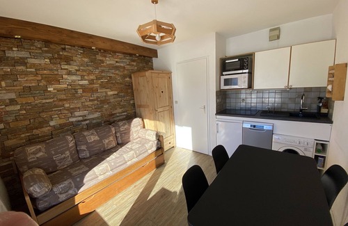 La Rosiere Apartment | 2 rooms + mountain corner, south-facing garden level, covered parking and wifi