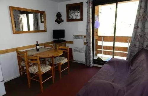 Le Pleynet Apartment | 2 ROOMS SLEEPS 5
