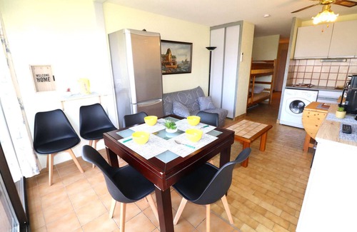 Le Grau-Du-Roi Apartment | 2 rooms with swimming pools near the sea and shops