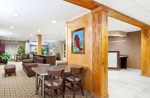 Breaux Bridge Hotel | 2-Star Hotel ∙ Microtel Inn & Suites by Wyndham Breaux Bridge