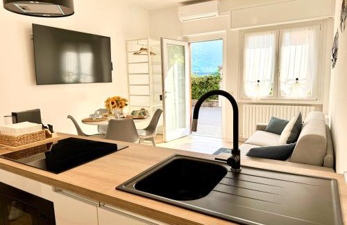 Mandello del Lario Apartment | 2 Steps by the Como Lake