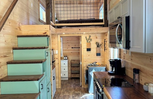 Cosby Cabin | #2 Tiny Home On The River With a Hot Tub