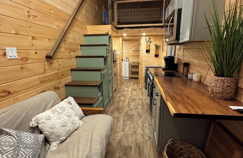 Cosby Cabin | #2 Tiny Home On The River With a Hot Tub
