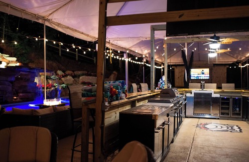 Hiawassee House | 2 Unique Houses-Sleeps 45 Guests-Perfect for Special Events