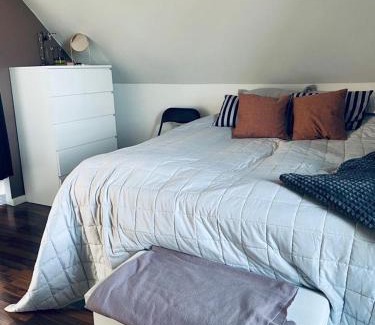 Broendy Strand Apartment | 2 værelses unik lejlighed nær strand og med parkering